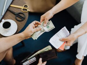 Iklan Pay Per Click (PPC): Pengertian, Cara Kerja, dan Fungsinya dalam Digital Marketing Iklan Pay Per Click (PPC) Pengertian, Cara Kerja, dan Fungsinya dalam Digital Marketing